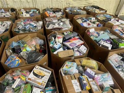 amazon high piece count bin store truckload – mostly overstock